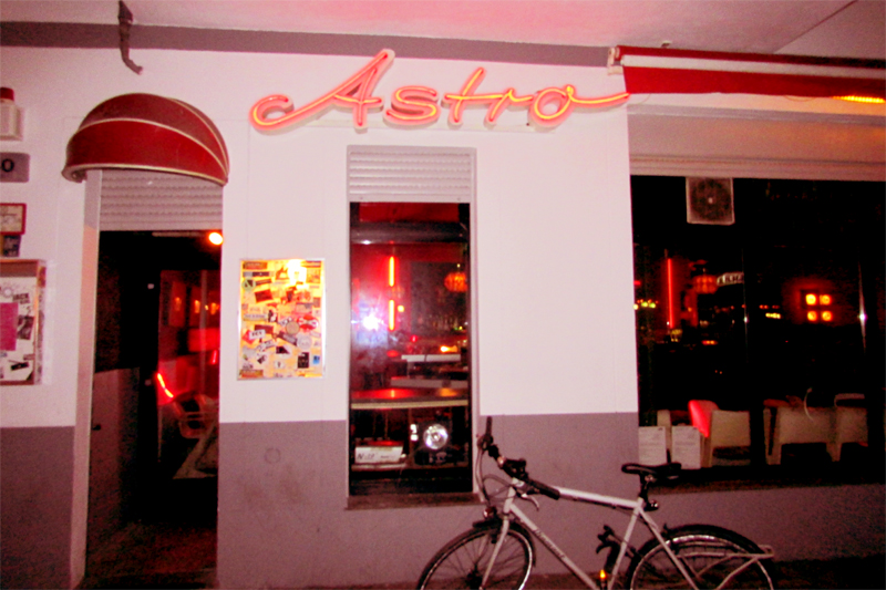 Single bar berlin friedrichshain