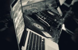 DJs & Producer: NICO STOJAN