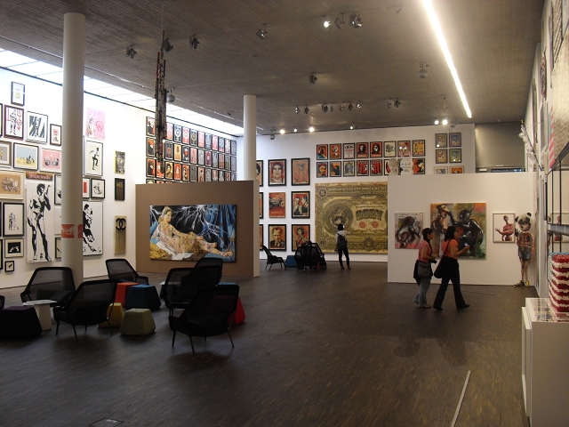 Art_and_Toys_Collectors_RoomDSCI2420