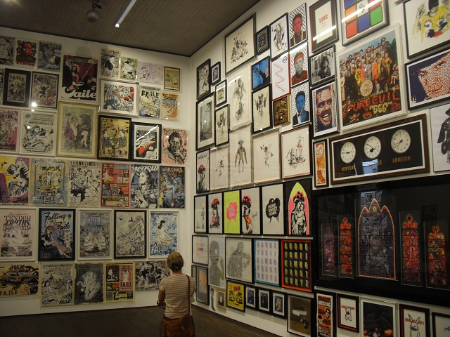 Art_and_Toys_Collectors_RoomDSCI2424