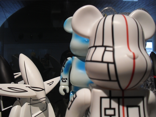 Art_and_Toys_Collectors_RoomDSCI2447