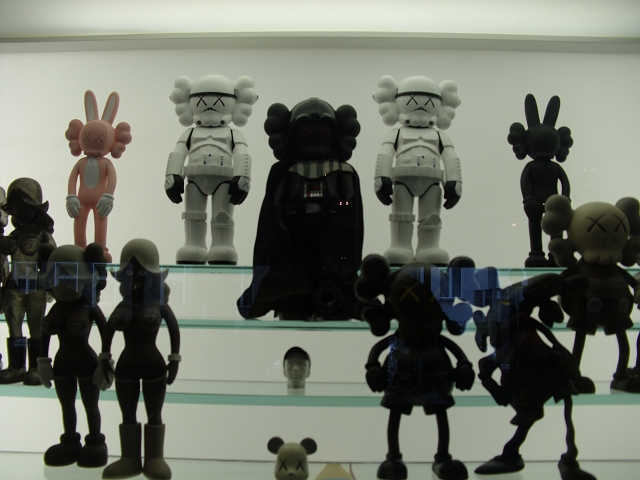 Art_and_Toys_Collectors_RoomDSCI2453