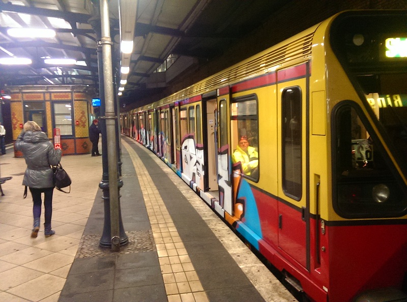 bvg-graffiti-berlin-10