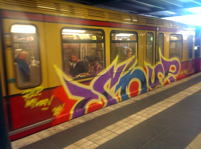 bvg-graffiti-berlin-13