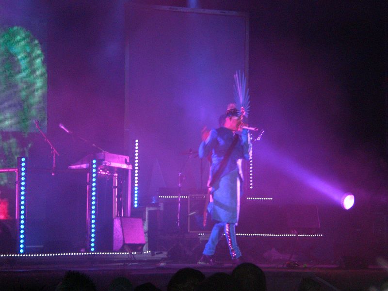 empire-of-the-sun-konzert-10