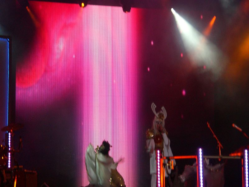 empire-of-the-sun-konzert-20
