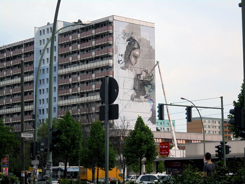 mural-herakut-berlin-greifswalder
