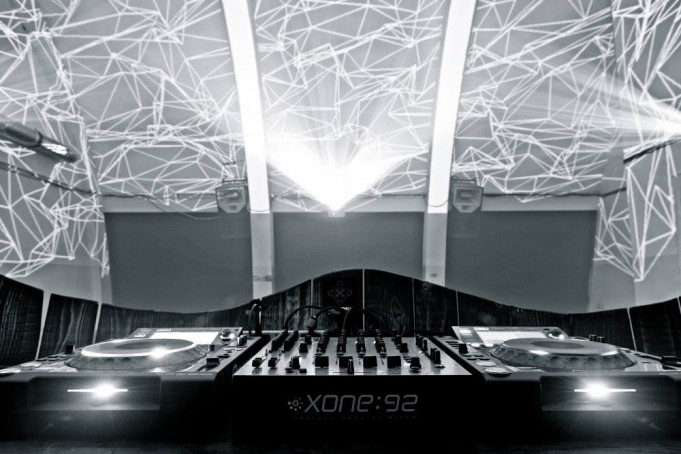 27.3. THE GATHERING #004 – Easter Warehouse Rave