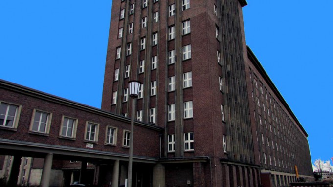 7.5. Stattnacht – A Year Away From Home @ Funkhaus Berlin