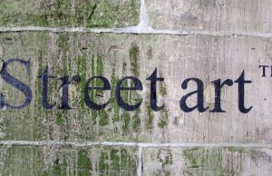 STREET ART: KLEBEBAND KUNST by Slava Ostap