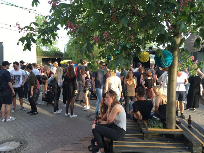 04.06. Samstagsüber Open Air // Kommune3 // Free Entry