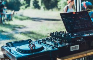 Bilder vom AfterWorkRaven Open Air von Hangar Techno