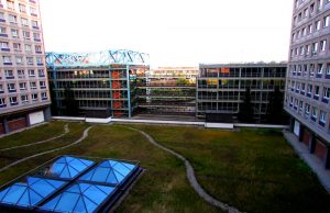 Berlin Mitte: Baustellen und Ferienflieger