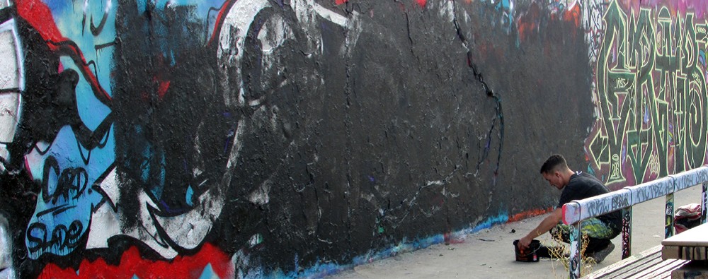 mauerpark-graffiti-wall-10