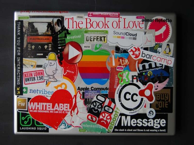 ontai-beklebtes-laptop2