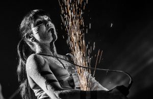 VITALIC – CARBONIZED