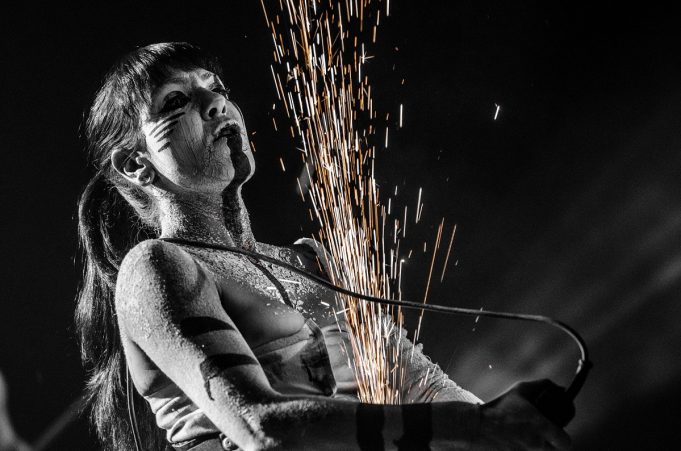 VITALIC – CARBONIZED