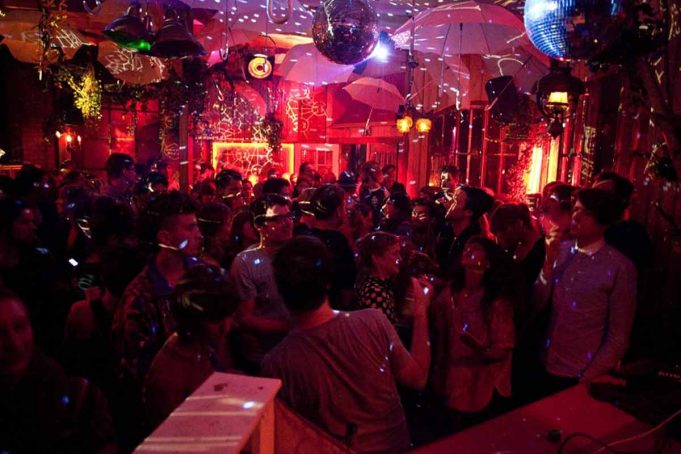 3.2. Tanz mal drüber nach – Opening Party mit Beginner Soundsystem, Hanne & Lore, Stereo Express im Ritter Butzke