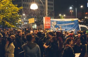 Bilderserie: Anti AfD Demo vor dem Traffic „Club“