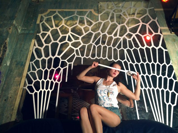 Die TAPE OVER Crew hat die WILDE RENATE aufgehübscht.