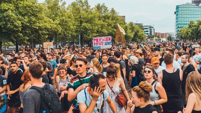 Bilder der AfD Wegbassen Demo von Robert Herhold