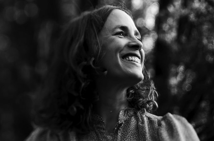 5.2. Elke Brauweiler – FREUND Record-Release-Konzert im ACUD