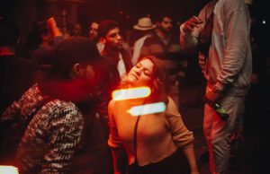 Die Geheimnisse des Kit Kat Clubs Berlin: Was hinter den Kulissen des freizügigsten Clubs vor sich geht