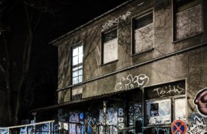 Closed Clubs in Berlin by night | Phurtadoo