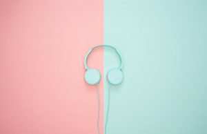 blue headphone