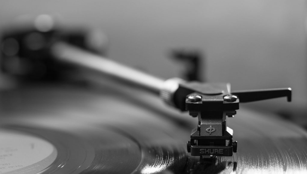 black vinyl record