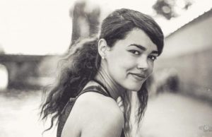 Artist Interview: Annett Gapstream