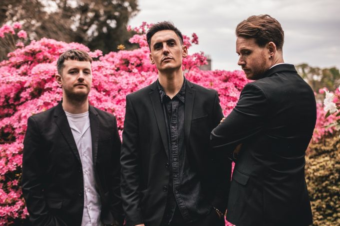 Sophisticated Indie Rockers The Burma shares ‚Live in Lisdoonvarna‘ Video