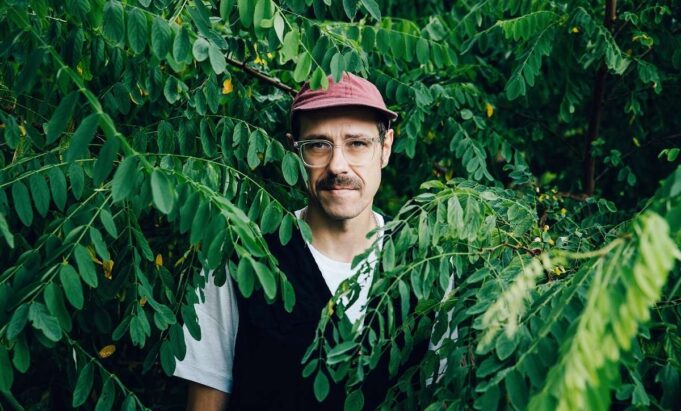 Neue Single von KOLLEKTIV TURMSTRASSE – DISTANT LOVE