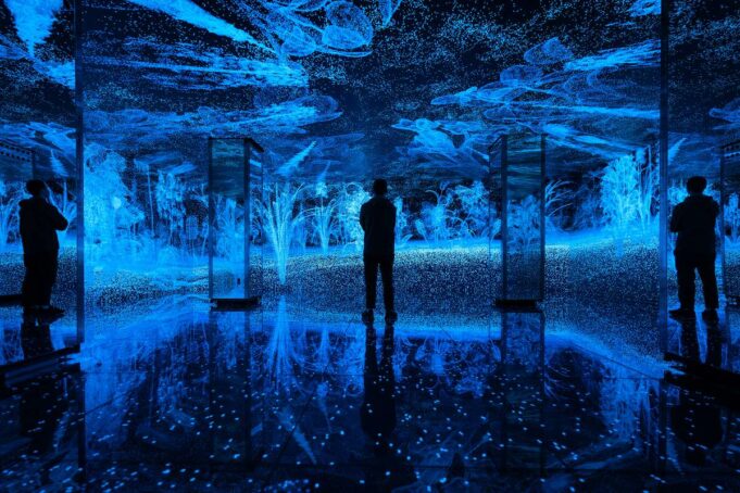 The Chemical Brothers und Smith & Lyall verlängern die immersive audiovisuelle Show in The Cube / Barcelona