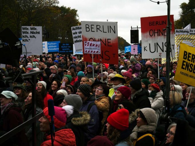 Berlin: Arm, aber unsexy – Kultur in der Krise