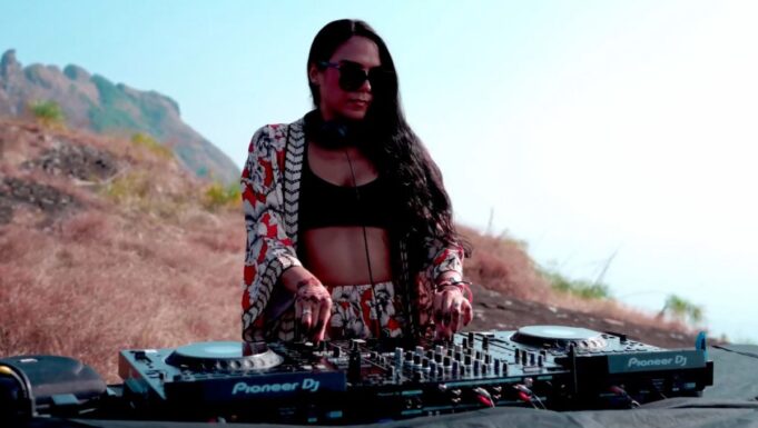 ADRIANNA Unveils Stunning Mountain-Top DJ Set in India
