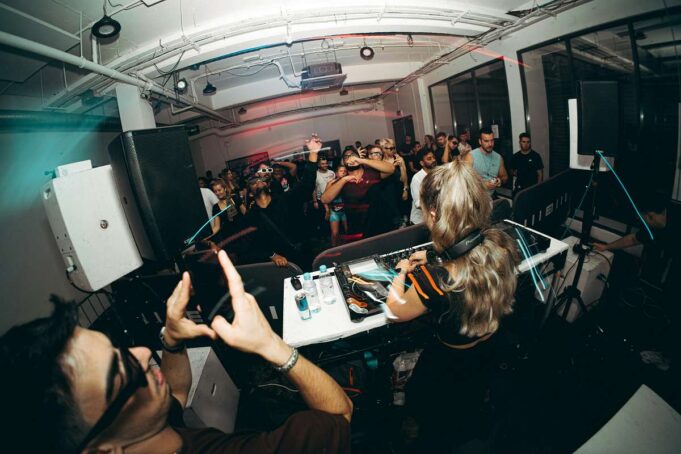 Clubkultur in der Alten Feuerwache Tempelhof: Sechs Kollektive, zwei Monate, ein Modellversuch