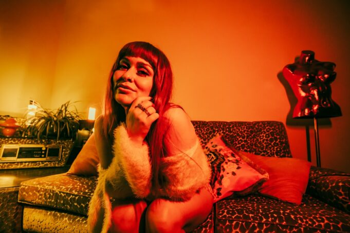 Mincy Releasing Fearless and Genre-Blurring ‘Raw Doggin Reality’ EP – Out Now